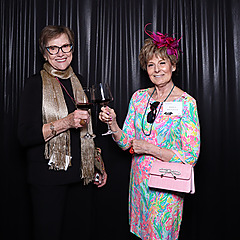 Photo Booth Ideas for Seattle Weddings That Actually Work