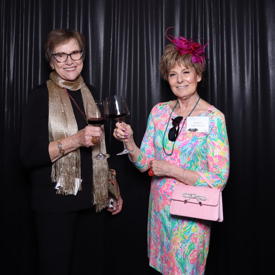 Photo Booth Ideas for Seattle Weddings That Actually Work
